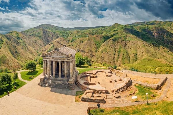 Chrám Garni